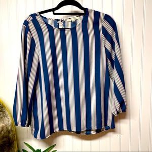 Lily Black Vertical Striped Top Size Small